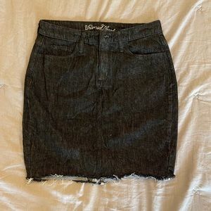 Cute Black Denim Midi Skirt - Size 6/28 -